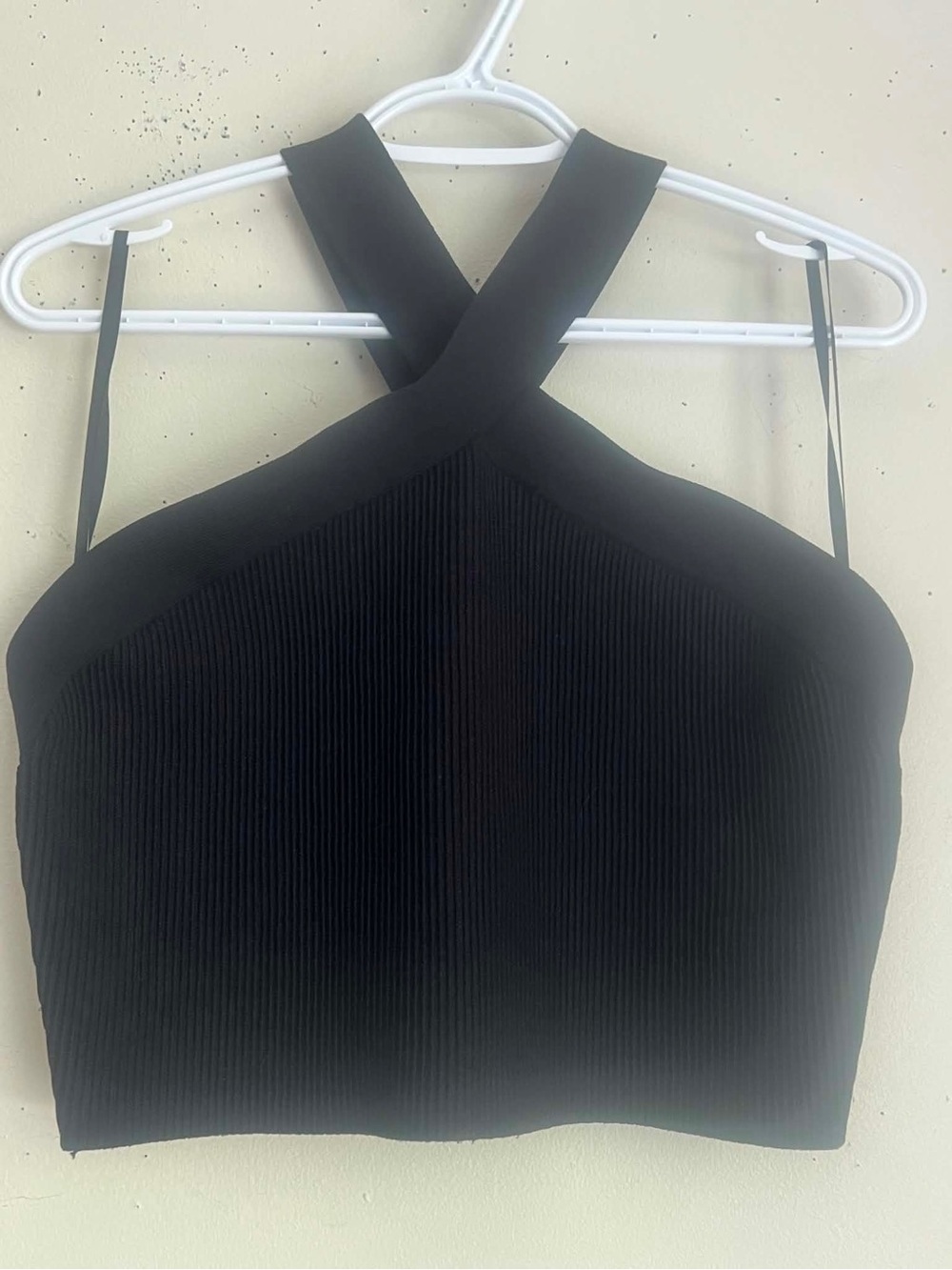 Babaton Black Ribbed Cross-Back Crop Top